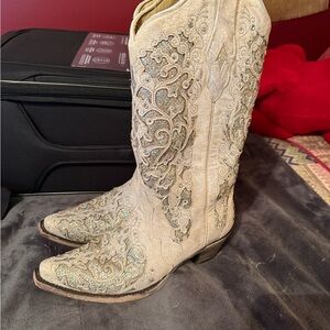 Embroidered Beige Western Boots
